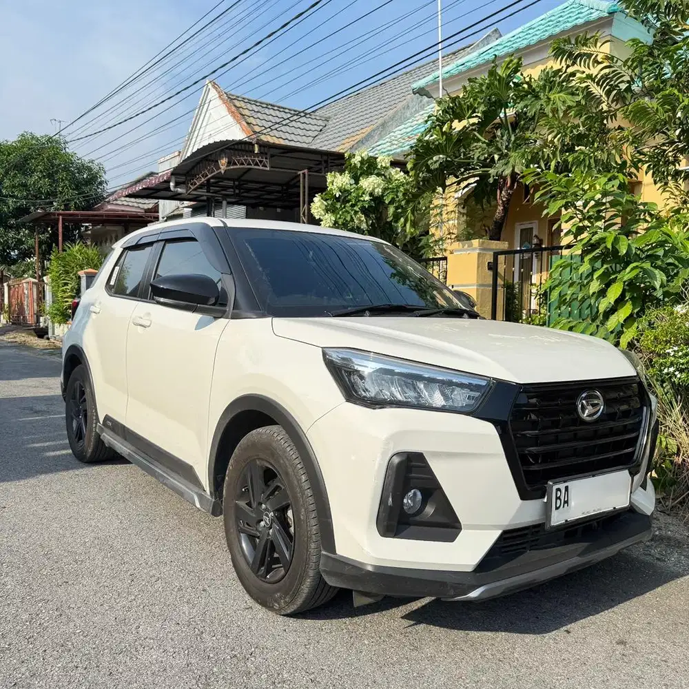 Daihatsh Rocky 1.2X 2025