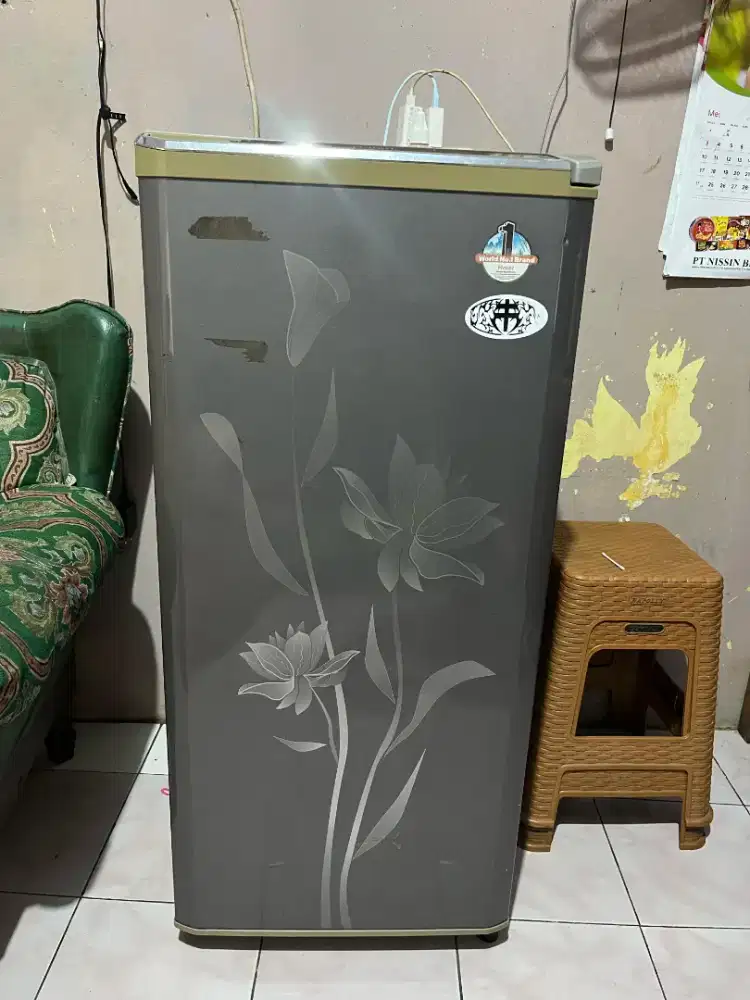 Di jual kulkas Haier