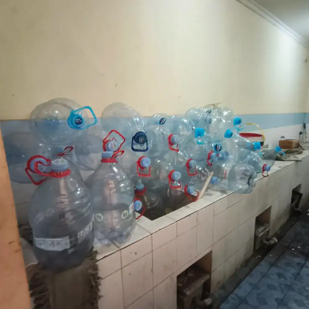 Galon bekas le mineral dan galon bekas nestle 15liter