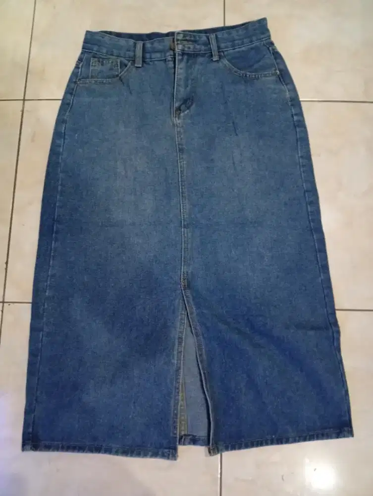 Celana 20.000 Nett