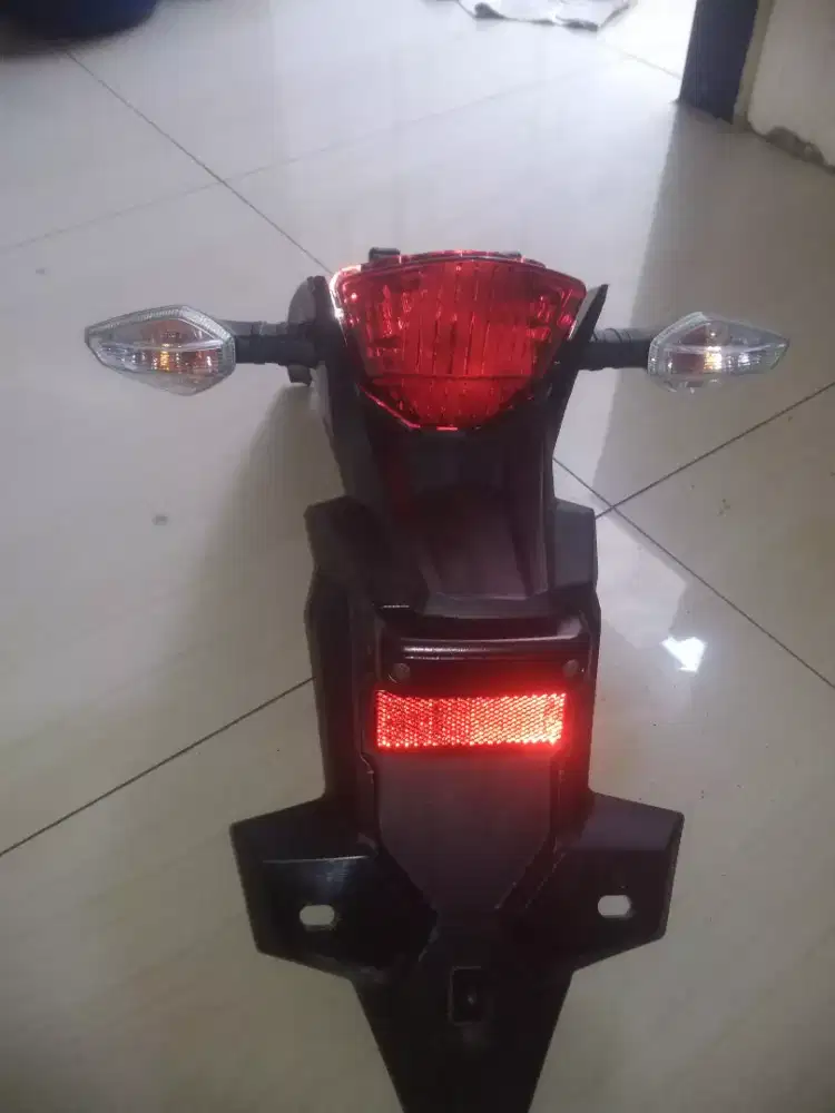 Spakbor belakang crf 150l