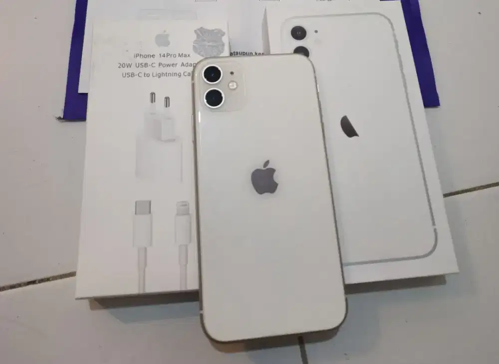 Iphone 11 64GB Garansi inter Full sett