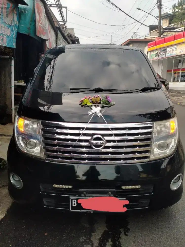 Elegrand Nissan murah