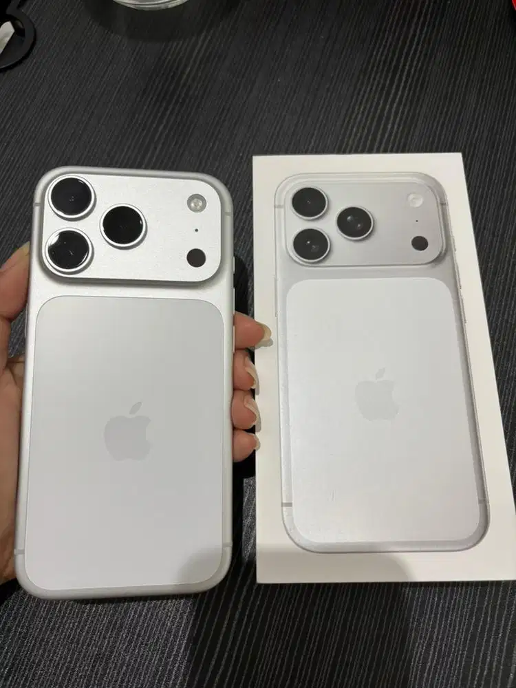 iphone 17pro silver white