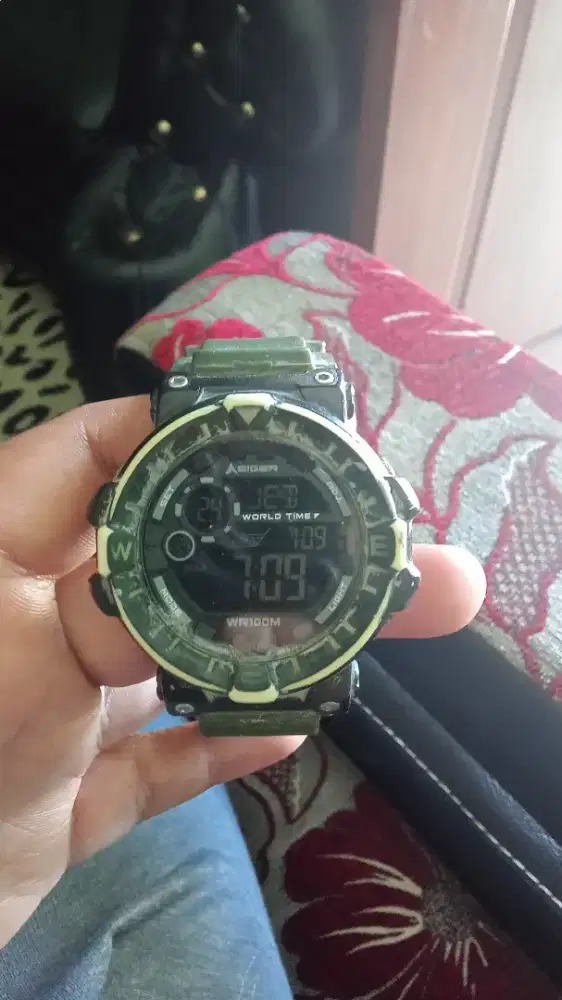 Jam tangan eiger