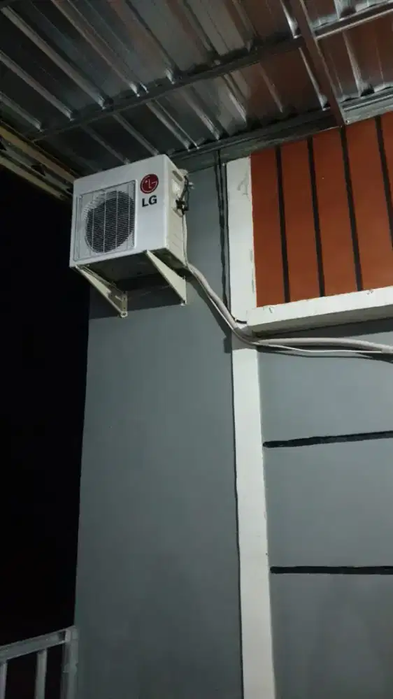 Jasa bongkar pasang ac