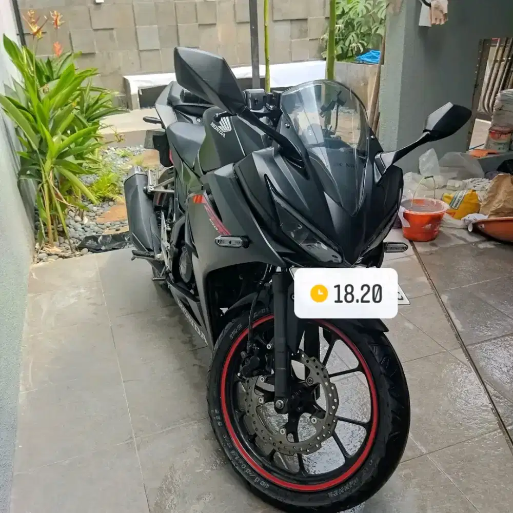 Honda CBR150R TAHUN 2020