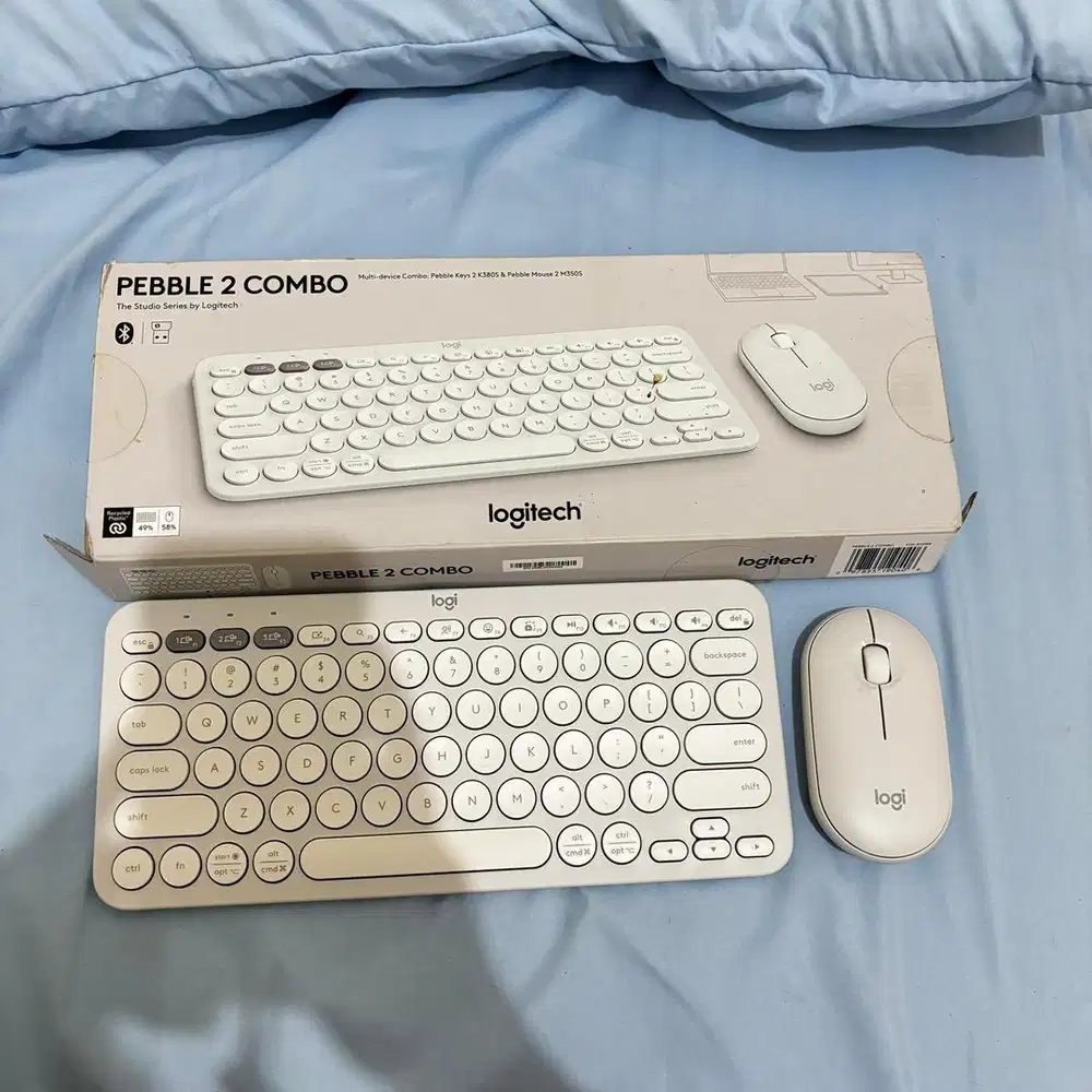 Logitech pebble 2 combo (keyborad k380s+mouse 5350s) putih mulus