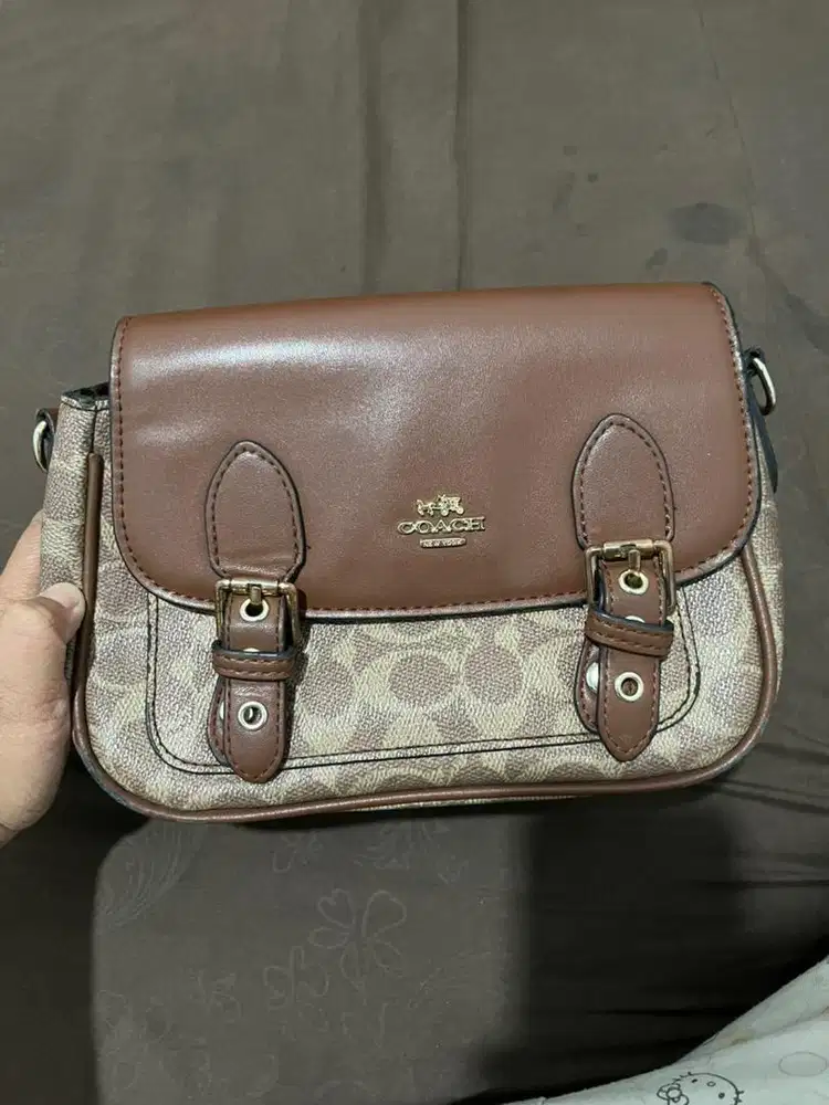 Tas Coach wanita