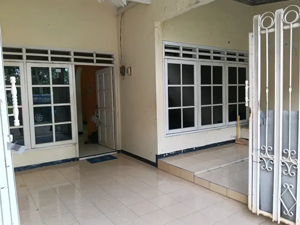 SIMP DARMO PERMAI SELATAN