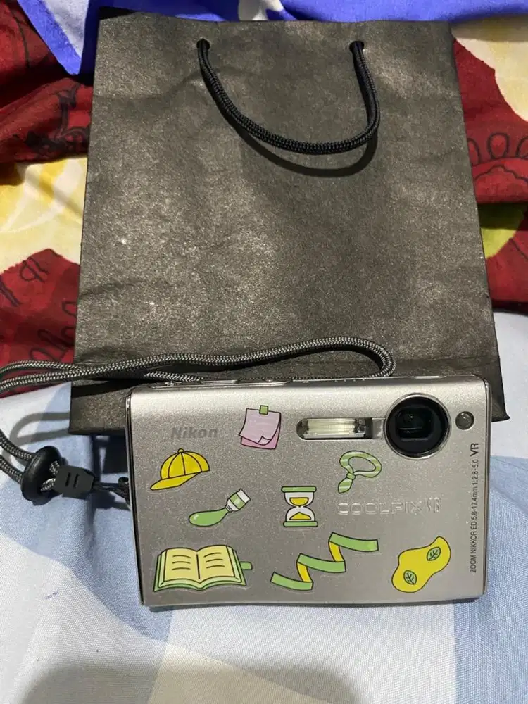 Digicam nikon s8