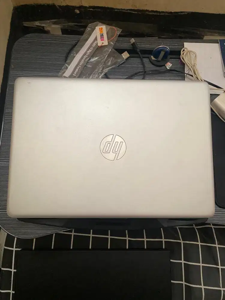 Laptop HP 14s dk0005au ram 4gb ssd 246 gb like new