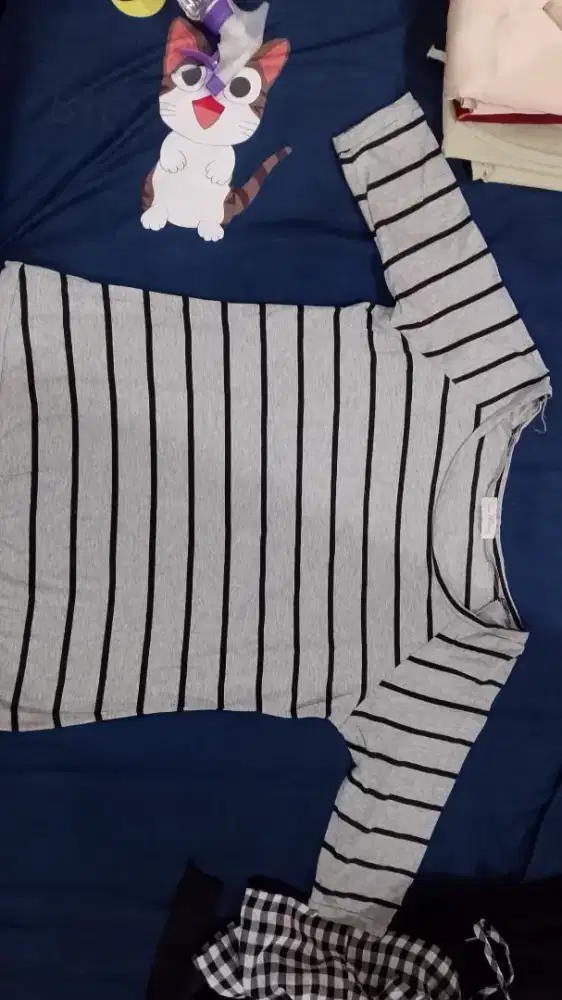 Baju lengan pendek