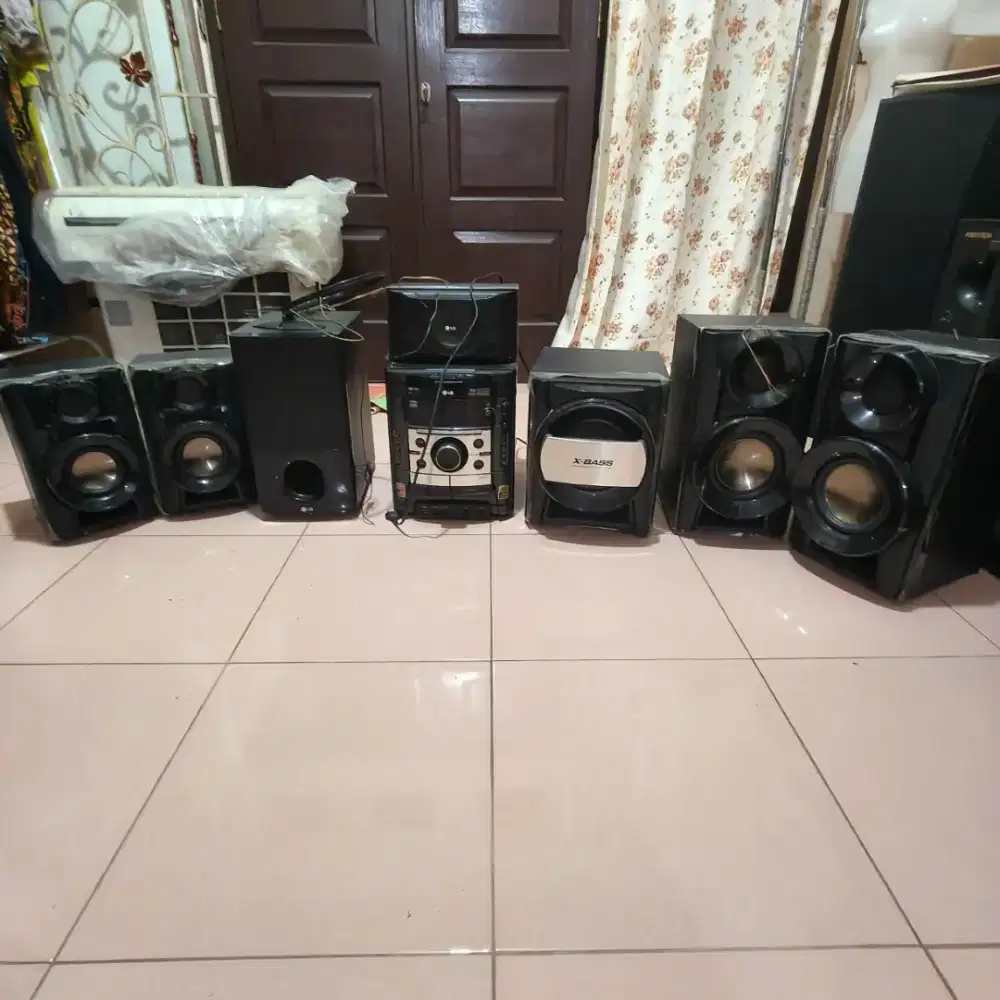Jual Speaker Bekas Tapi Masih Baru