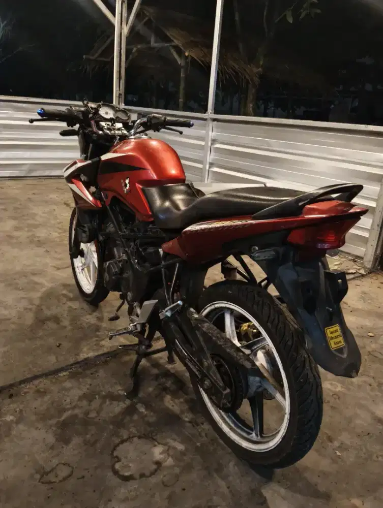Jual atau tt honda cb 150r th 2014