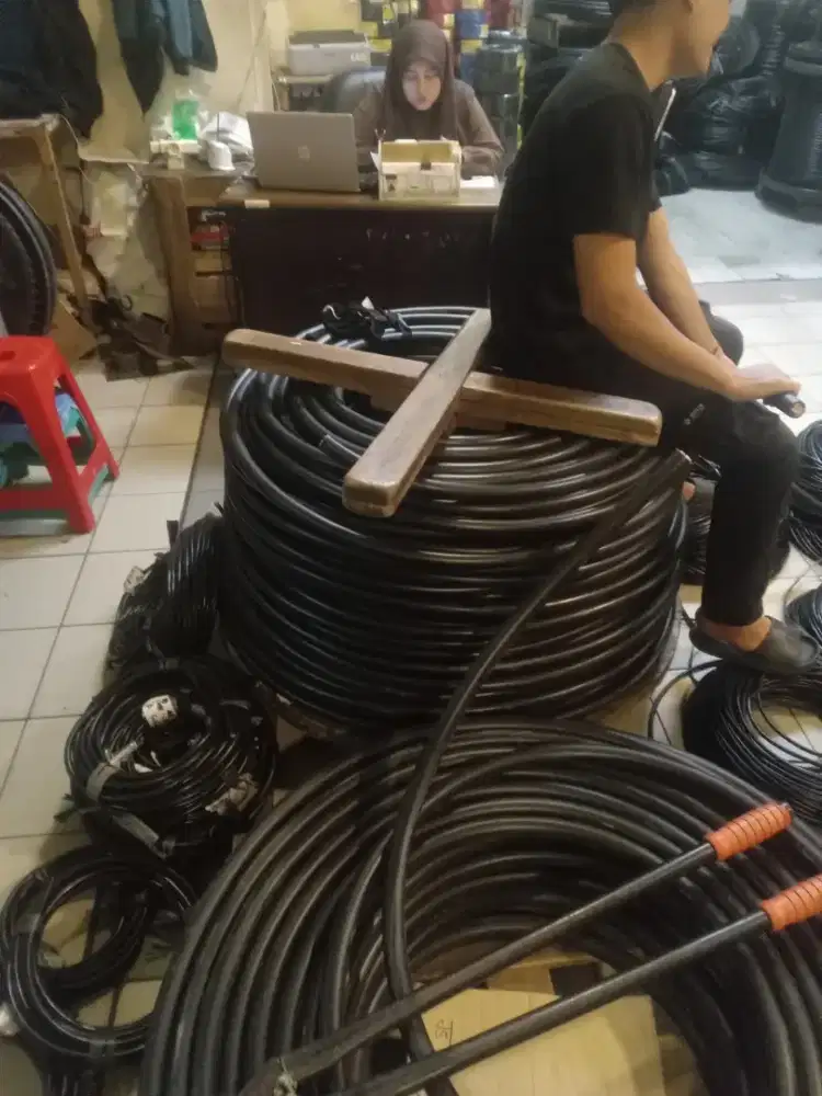 Keperluan alat alat listrik dan alat ukur