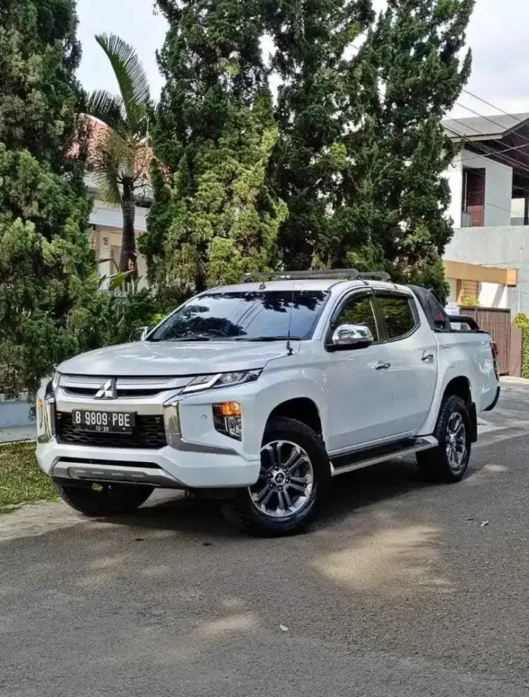 Mitsubishi Strada triton dc 4x4 tahun 2021