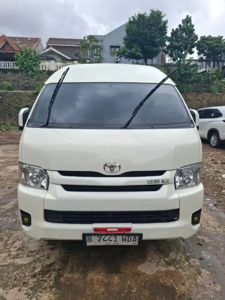 Sewa hiace commuter & luxury termurah bisa luar kota