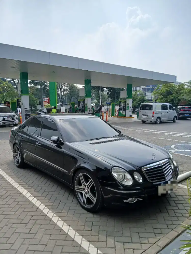 Mercedes Benz E230 7Gtronic W211 M272 2009