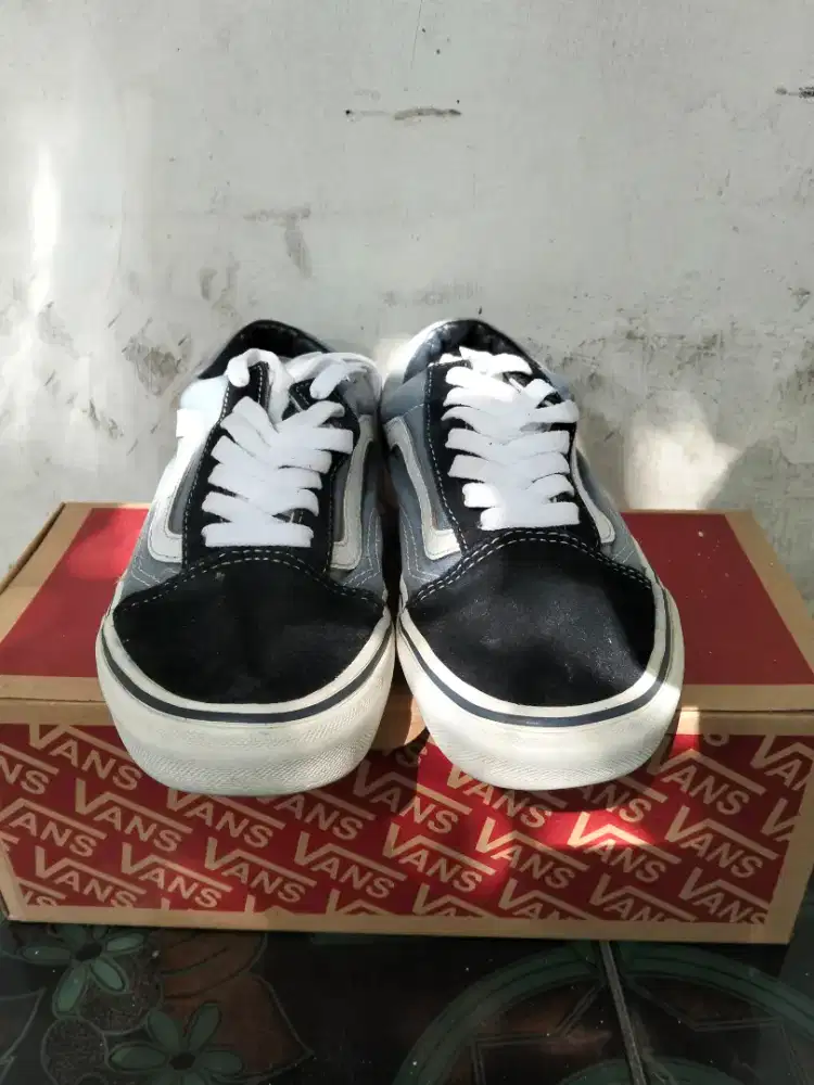 Sepatu Vans ukuran anak sekolah