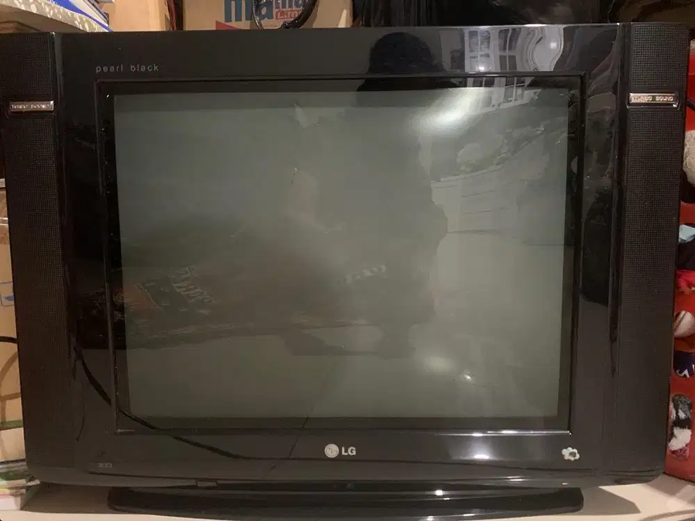 DIJUAL TV TABUNG SLIM LG PEARL BLACK