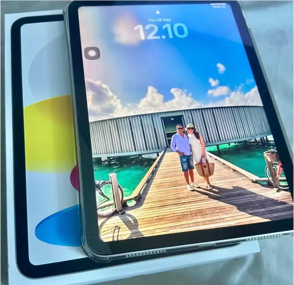 IPad 11  Silver Full Set  Warranty 03/27