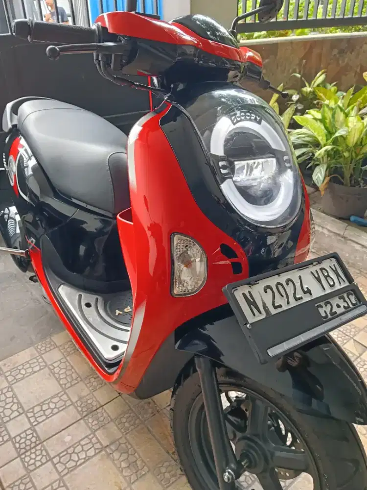 Honda Scoopy 2025 energetic red [like new]