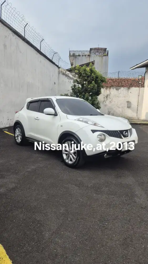 Nissan Juke,RX,automatic,2013,putih