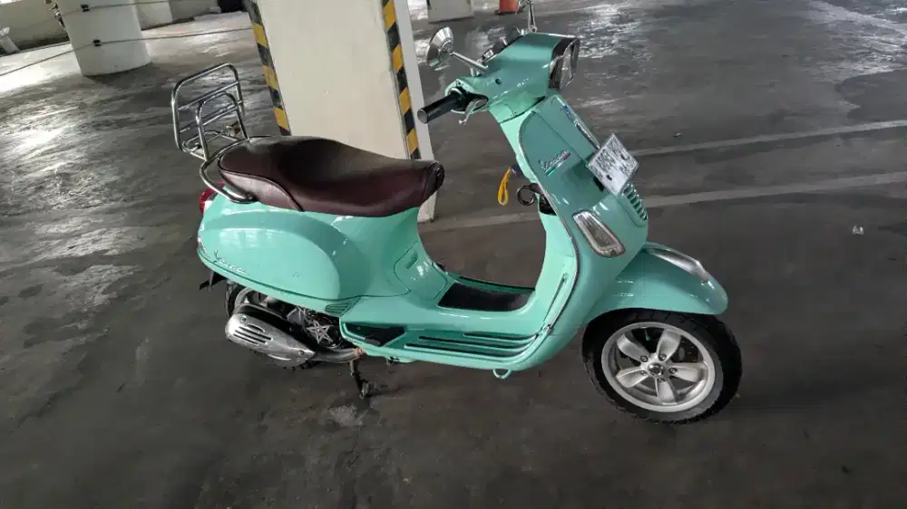 Jual BU Vespa Matic 3vie S 125cc