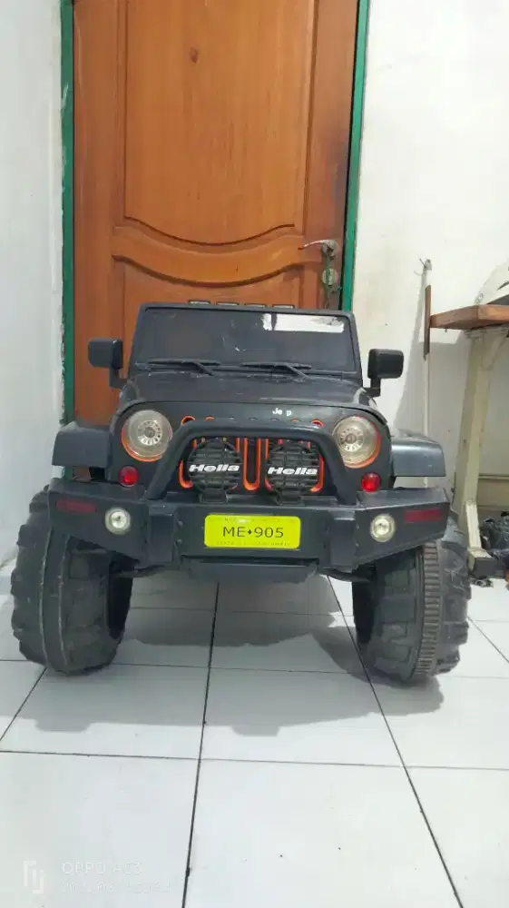 Mobilan aki anak besar hanya unit mobilan aja.