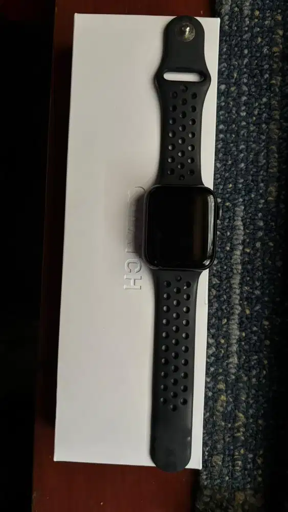 Apple watch series 4 44m black