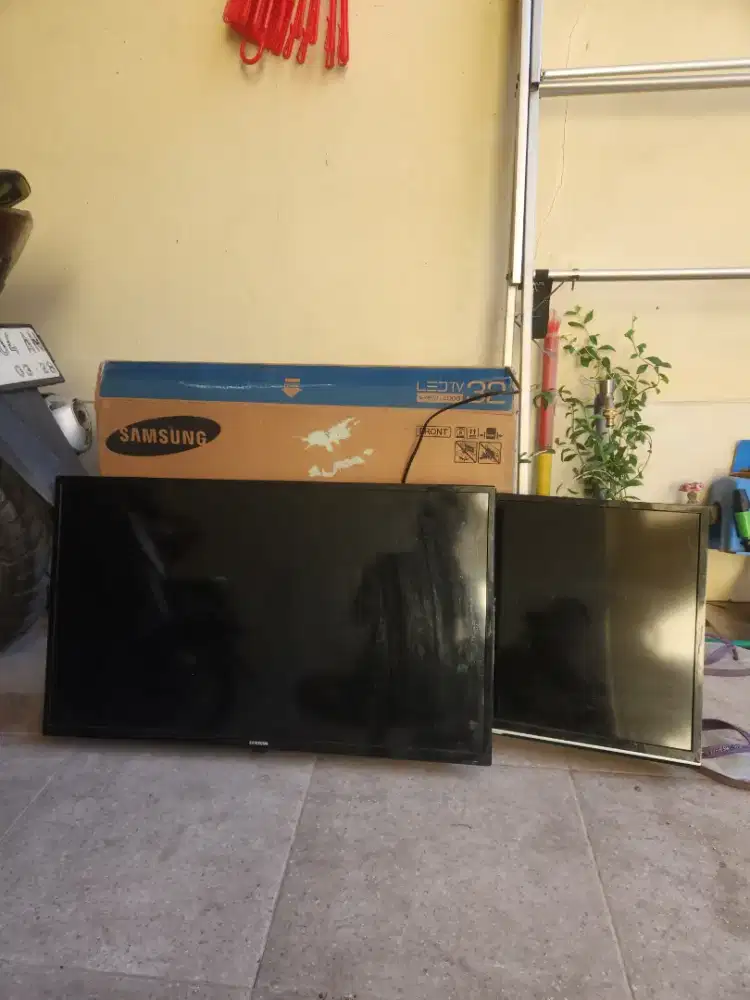 Jual tv rusak 32,29 merk samsung dan sharf