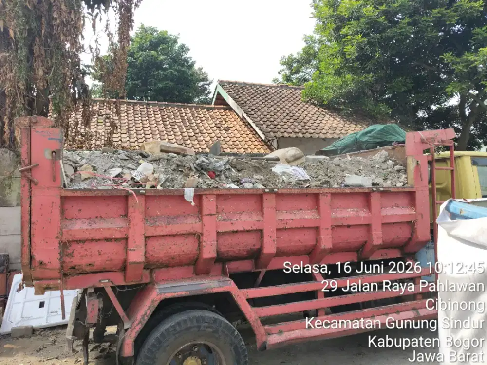 Jasa buang puing dan sampah