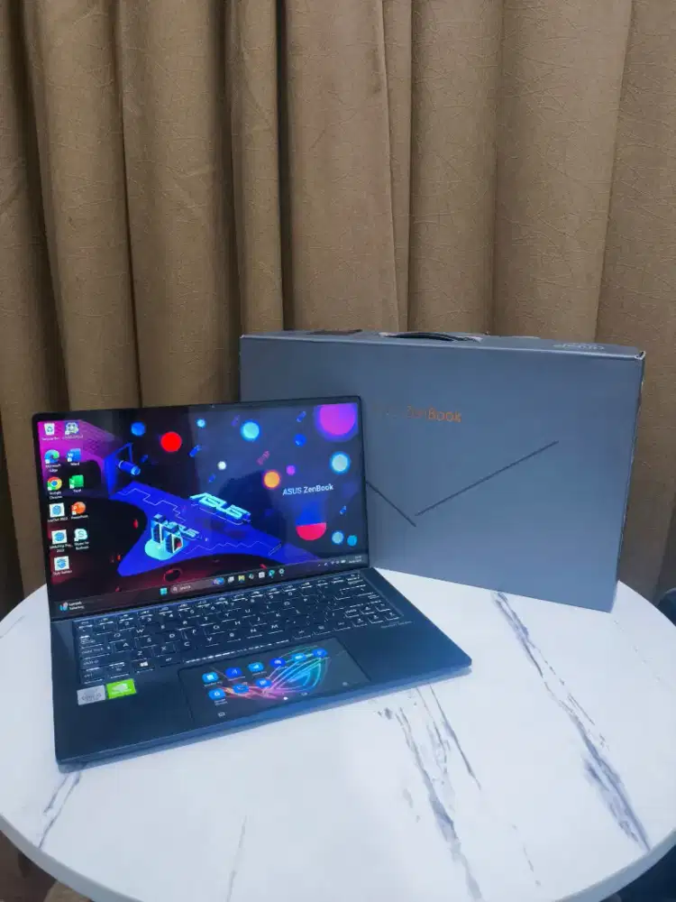 ASUS ZENBOOK ULTRA13 UX334FLC-307 SCRENPAD FULSET[SSD1TB+DualVgaNvidia
