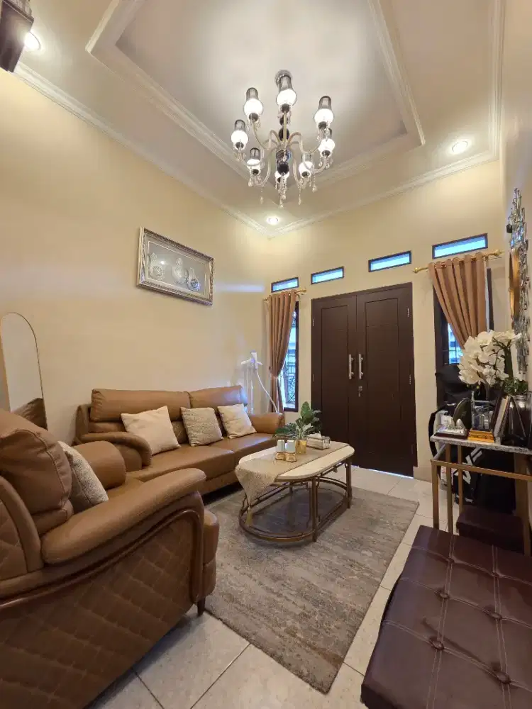Dijual Rumah Istimewa Lokasi strategis di Jakarta [SAMPING ÆON MALL]
