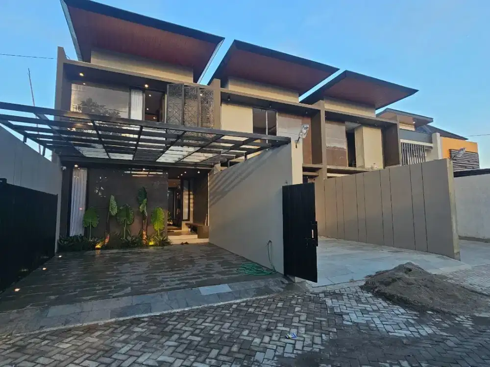 Rumah Mewah Private Pool dalam Cluster Jalan Palagan Ngaglik Sleman