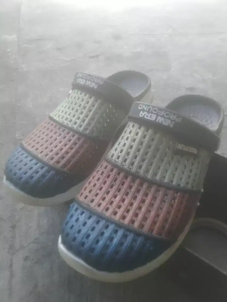 Sepatu model terbaru