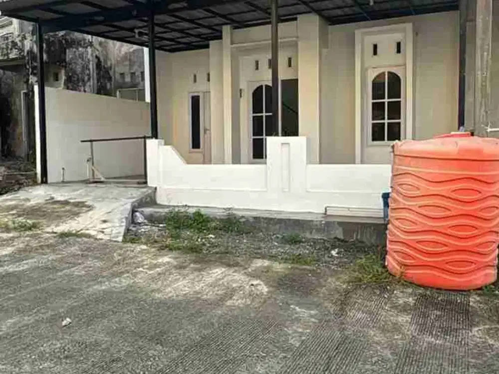 Dijual Rumah Tengah Kota