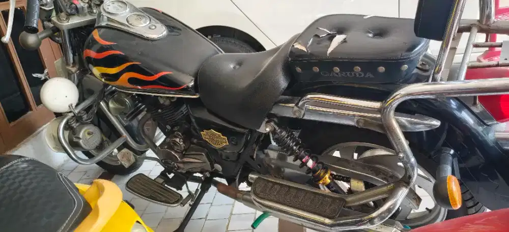 Motor mirip harleydavidson