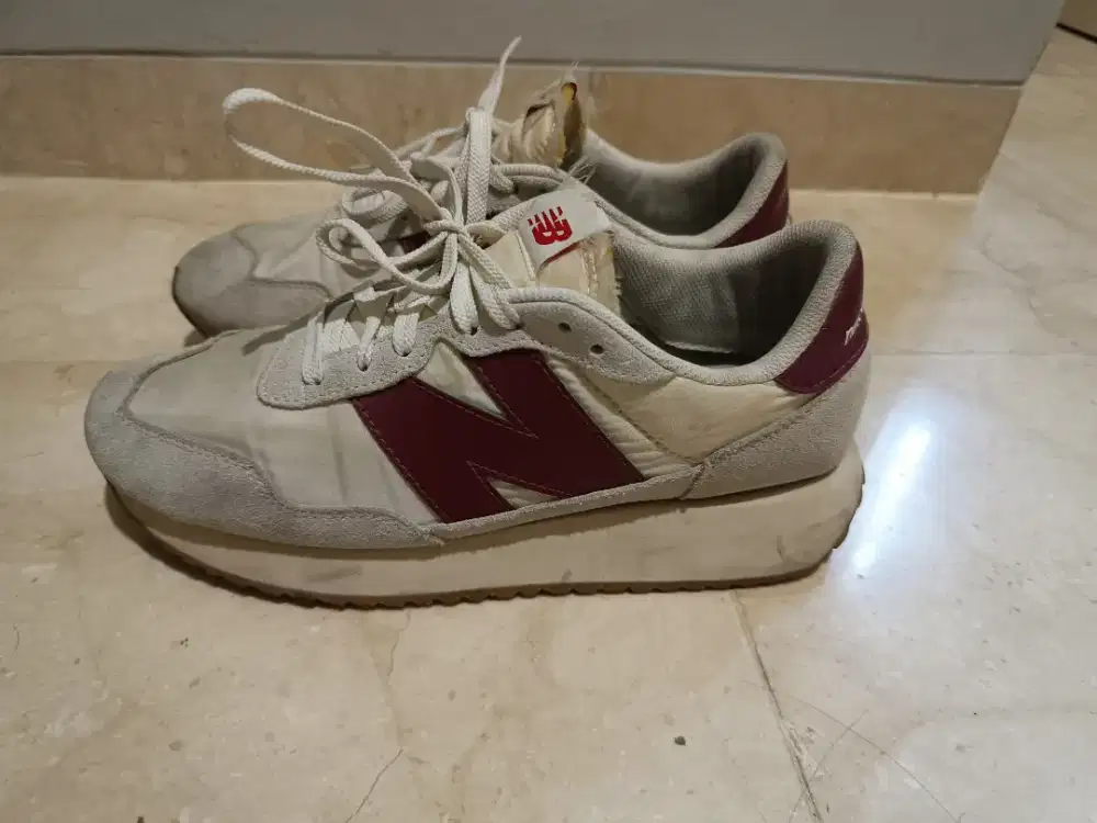 NB 237 White Burgundy