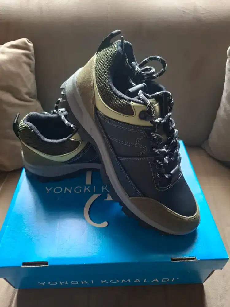 Sepatu Yongki Komaladi No.42