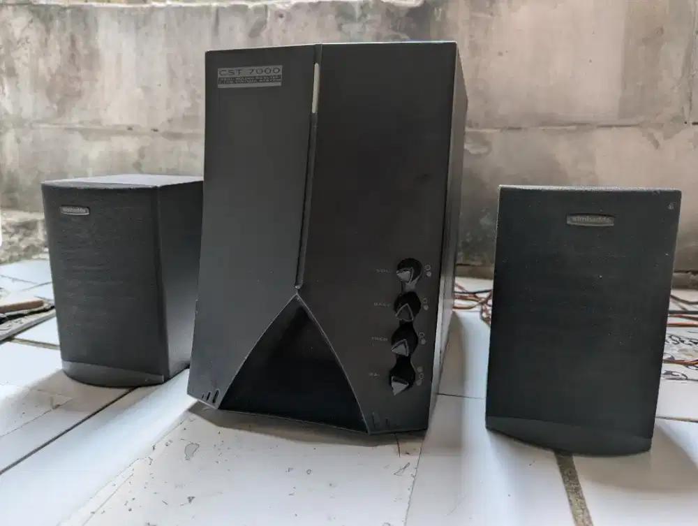 Speaker Simbadda CST7000