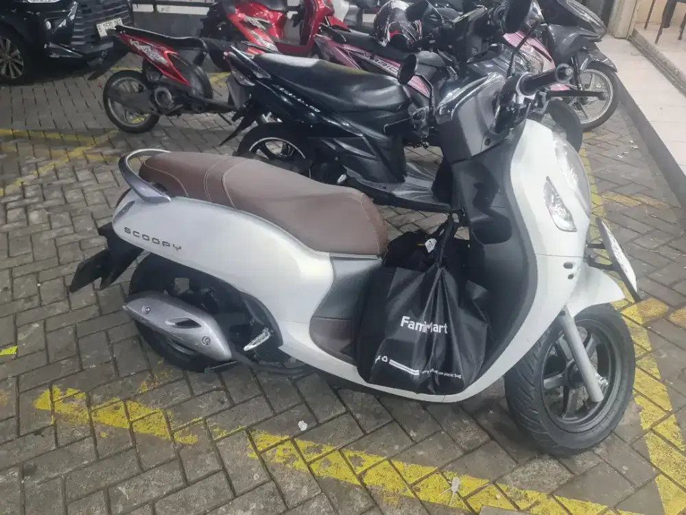 Honda Scoopy 2024