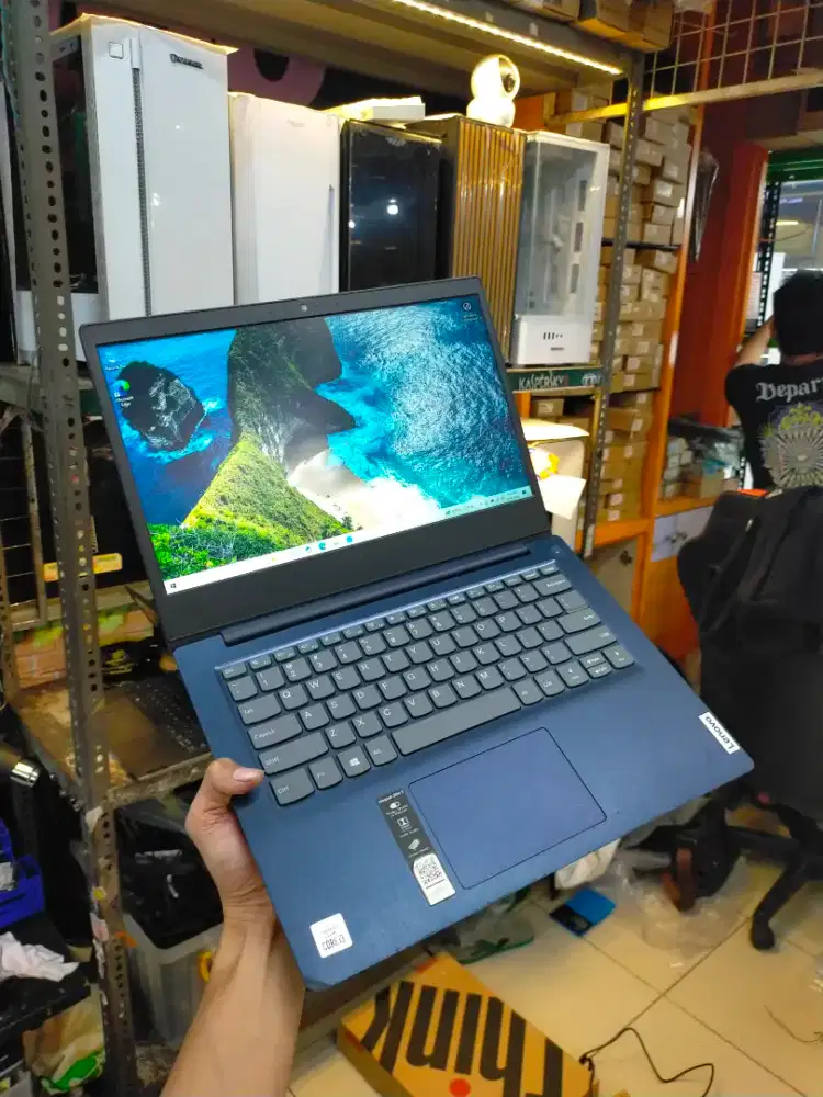 di jual laptop Lenovo Ideapad slim 3 core i3 gen 10
