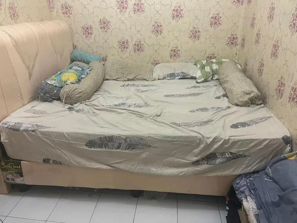 Dijual kasur dan dipan
