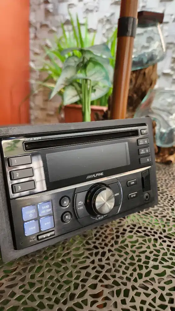 Head unit 2-Din ALPINE ori bawaan Honda Freed