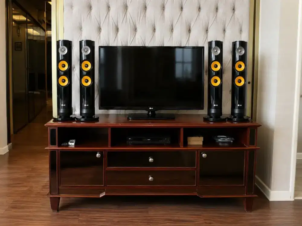 TV LG + 4 Speaker Home Theater + Meja TV Kayu Solid - Paket Lengkap
