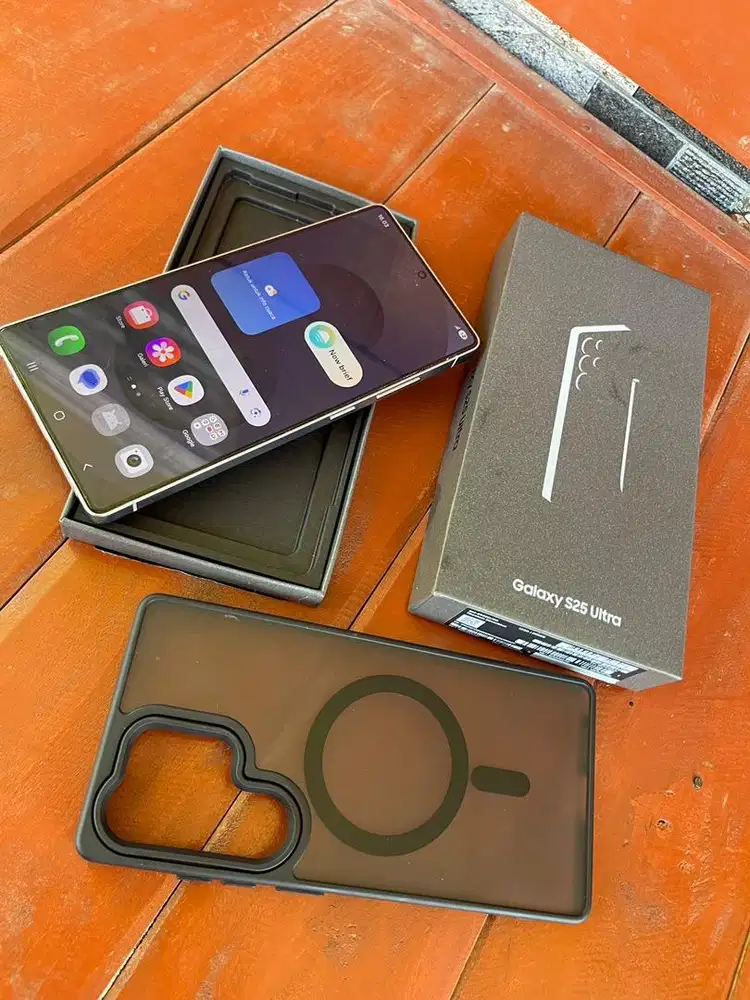 Samsung s25 ultra 256gb like new