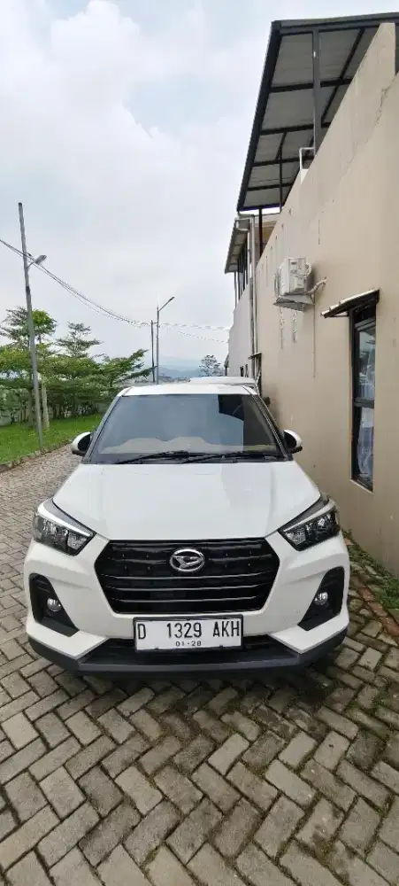 Daihatsu Rocky 1.2 X MT Putih 2023
