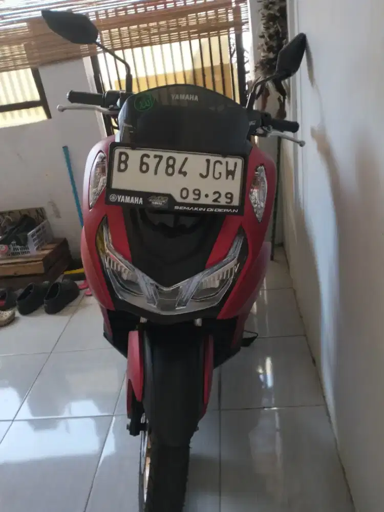 Jual Motor Yamaha Lexi LX155 Keyless Merah